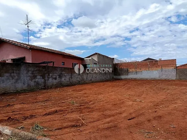 Terreno com 300m², à venda, no bairro Parque Residencial Itamaraty em Artur Nogueira