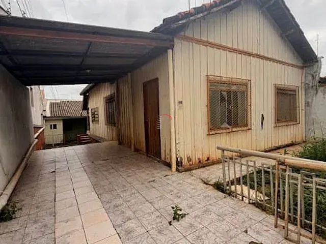 Terreno com 270m², à venda, no bairro Santos Dumont em Londrina