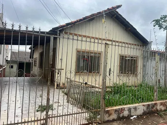 Terreno com 270m², à venda, no bairro Santos Dumont em Londrina
