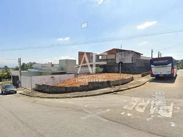 Terreno com 180m², à venda, no bairro Residencial Estoril em Taubaté
