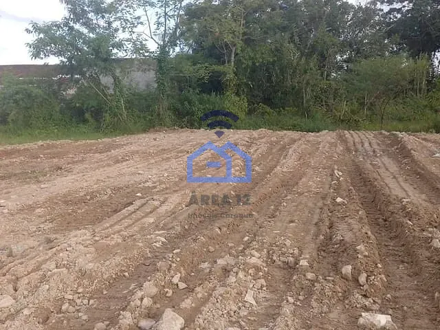 Terreno com 245m², à venda, no bairro Jardim das Gaivotas em Caraguatatuba