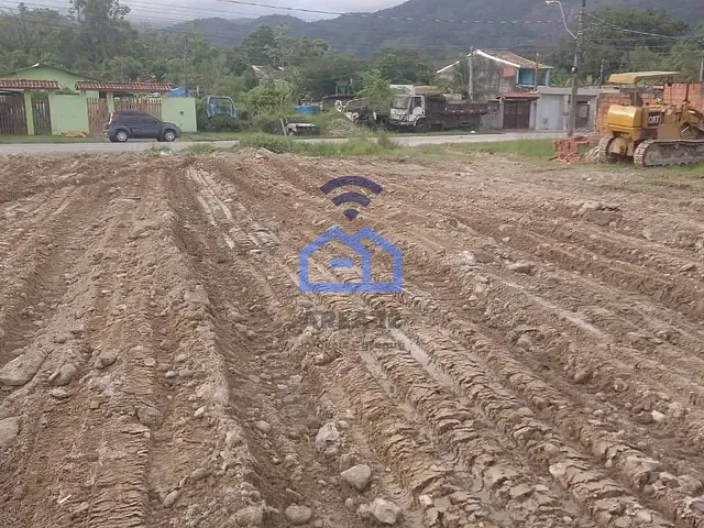 Terreno com 245m², à venda, no bairro Jardim das Gaivotas em Caraguatatuba