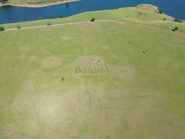 Terreno com 21437m², à venda, no bairro Barrocão em Piracaia