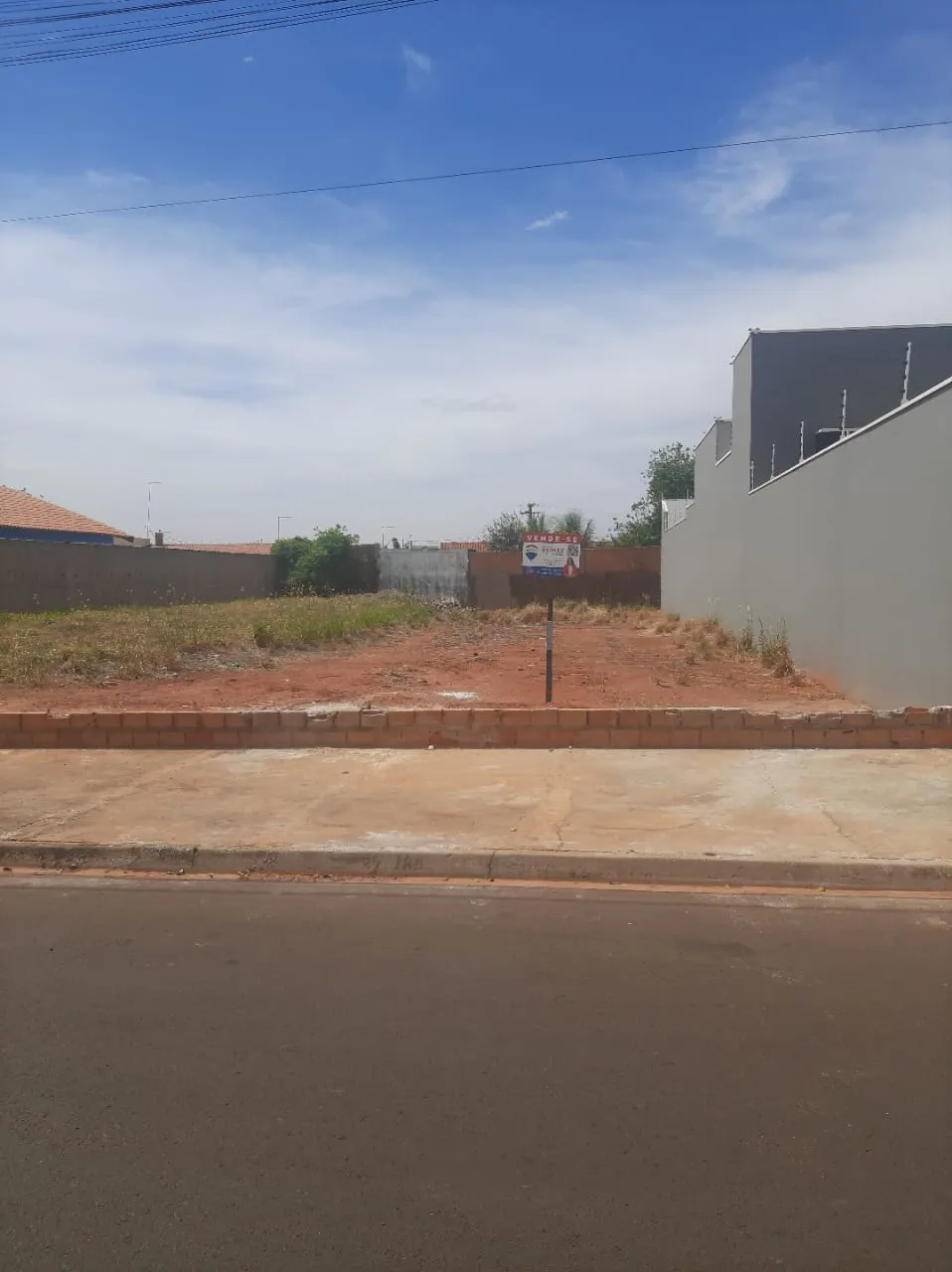 Terreno residencial para venda em Jardim Morada Nova, 431m²