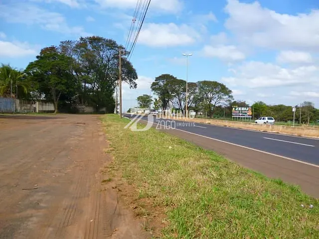 Terreno com 2000m², à venda, no bairro Parque das Gameleiras em Uberaba