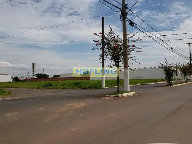 Terreno com 360m², à venda, no bairro Distrito Industrial em Rio Claro