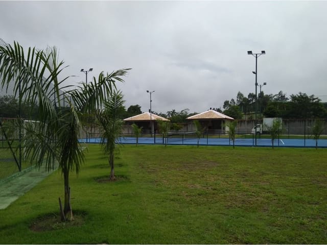 Terreno com 349m², à venda, no bairro Centro em Potim