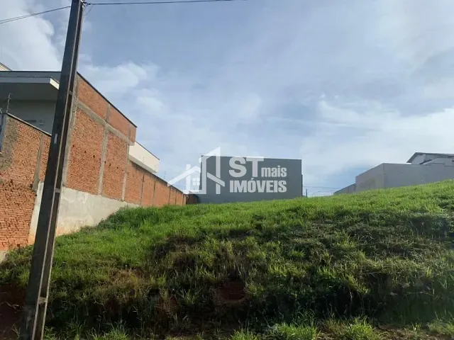 Terreno com 413m², à venda, no bairro Jardim Itália em Andradas