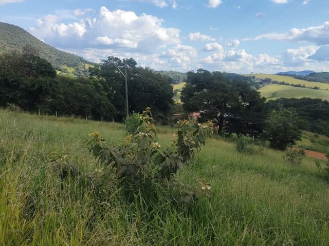 Terreno com 1450m², à venda, no bairro Pires em Extrema