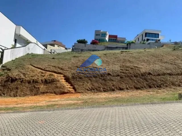 Terreno com 900m², à venda, no bairro Condomínio Reserva do Paratehy em São José dos Campos