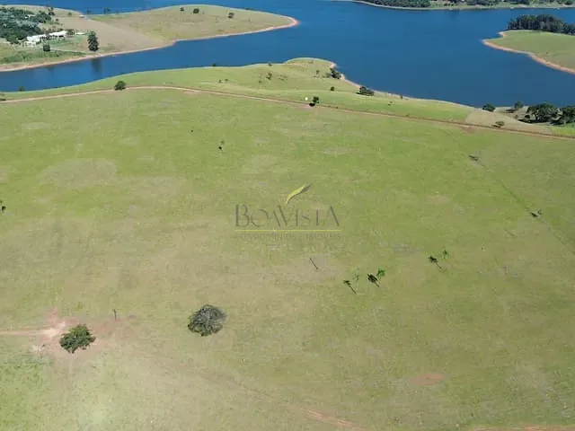 Terreno com 21465m², à venda, no bairro Barrocão em Piracaia