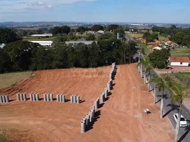 Terreno com 250m², à venda, no bairro Centro em Holambra