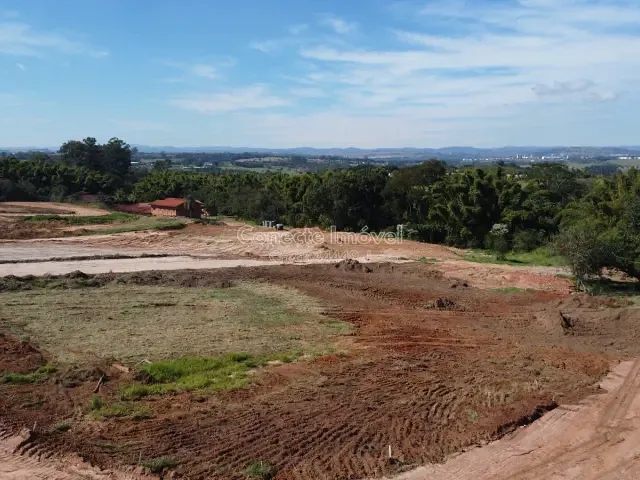 Terreno com 250m², à venda, no bairro Centro em Holambra