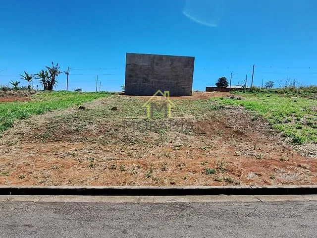 Terreno com 360m², à venda, no bairro Residencial Vale da Mata em Guaxupé