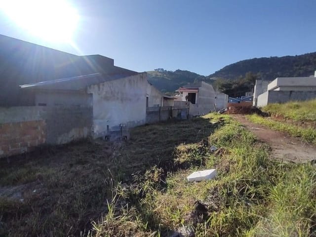 Terreno com 250m², à venda, no bairro Manacás em Extrema
