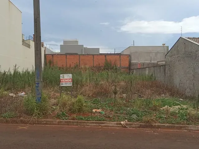 Terreno com 356m², à venda, no bairro Pirapó em Apucarana