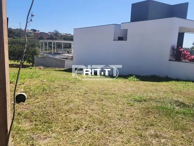 Terreno com 300m², à venda, no bairro Roncáglia em Valinhos