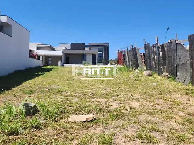 Terreno com 300m², à venda, no bairro Roncáglia em Valinhos