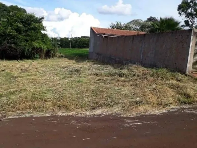Terreno com 335m², à venda, no bairro Residencial Monte Sião em Apucarana