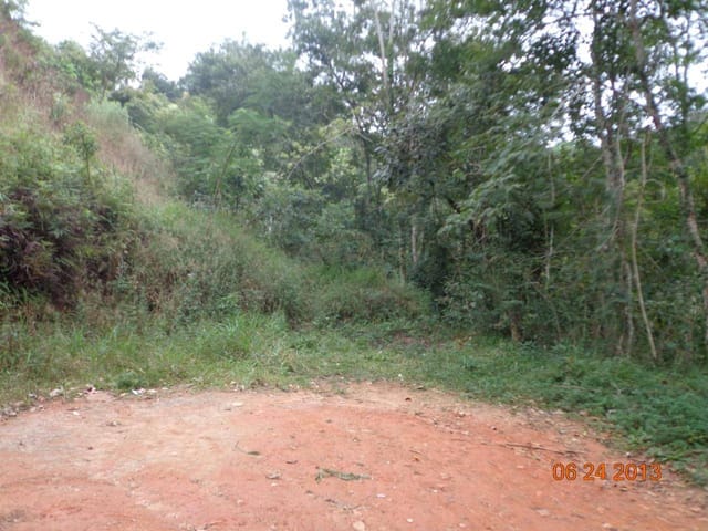 Terreno com 1998m², à venda, no bairro Araras em Petrópolis