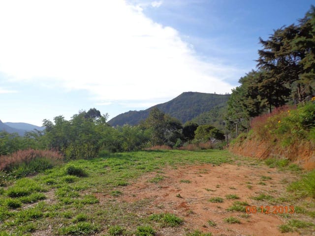 Terreno com 1998m², à venda, no bairro Araras em Petrópolis