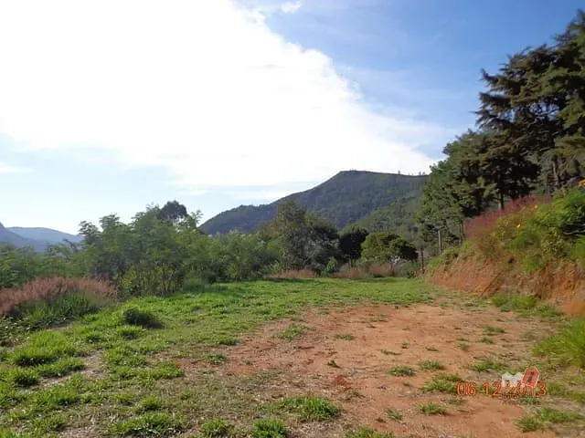 Terreno com 1998m², à venda, no bairro Araras em Petrópolis