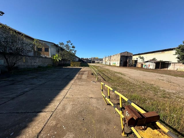 Terreno com 5680m², à venda, no bairro Lagomar em Macaé