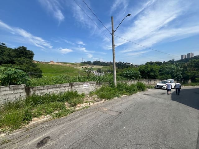 Terreno com 2643m², à venda, no bairro Jardim Jurupari (Fazendinha) em Santana de Parnaíba