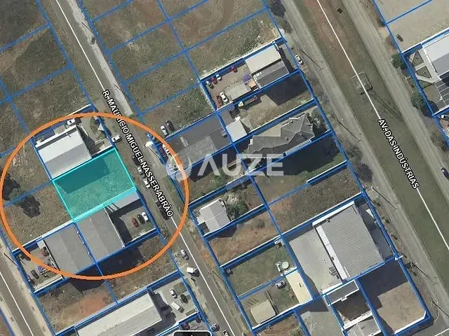 Terreno com 600m², à venda, no bairro Neoville em Curitiba