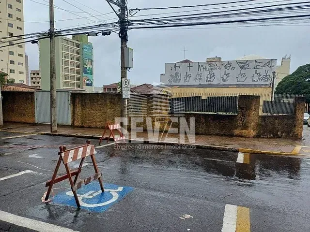 Terreno com 537m², à venda ou para alugar, no bairro Centro em Bauru
