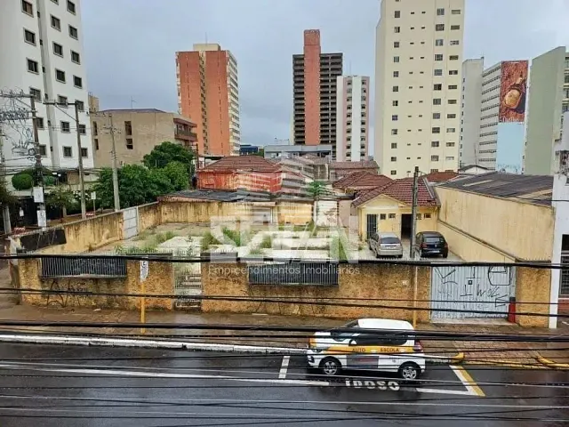 Terreno com 537m², à venda ou para alugar, no bairro Centro em Bauru