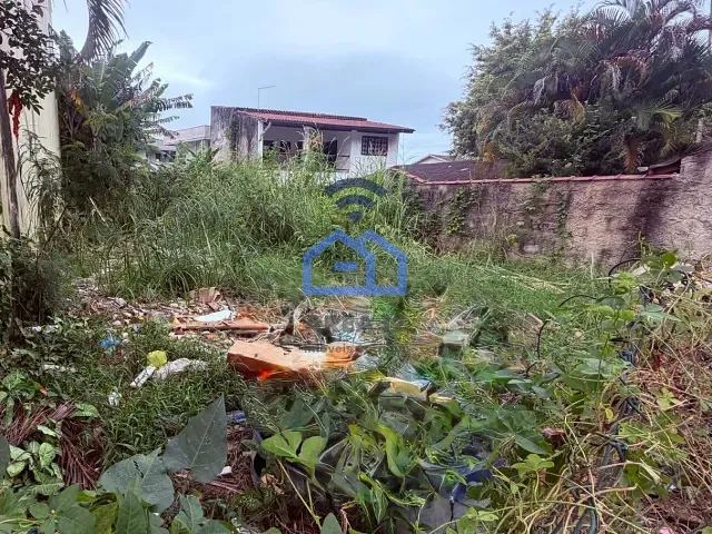 Terreno com 278m², à venda, no bairro Vila Atlântica em Caraguatatuba