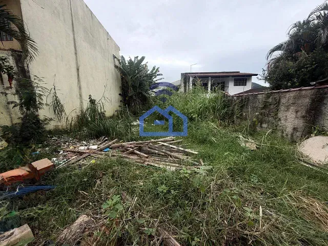 Terreno com 278m², à venda, no bairro Vila Atlântica em Caraguatatuba
