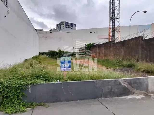 Terreno com 242m², à venda, no bairro Vila Regina em Bauru