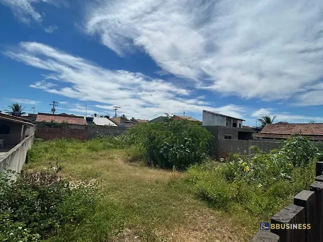 Terreno com 210m², à venda, no bairro Grussaí em São João da Barra