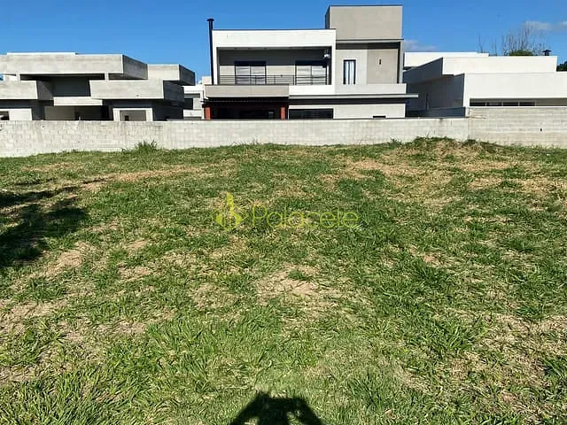 Terreno com 300m², à venda, no bairro Parque Senhor do Bonfim em Taubaté