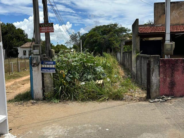 Terreno com 414m², à venda, no bairro Grussaí em São João da Barra
