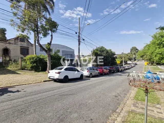 Terreno com 650m², à venda, no bairro Bom Retiro em Curitiba