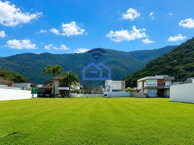 Terreno com 360m², à venda, no bairro Costa Nova em Caraguatatuba