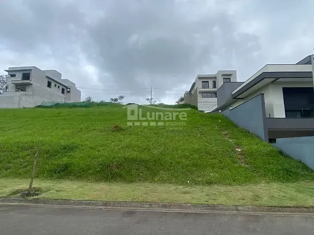 Terreno com 360m², à venda, no bairro Cézar de Souza em Mogi das Cruzes