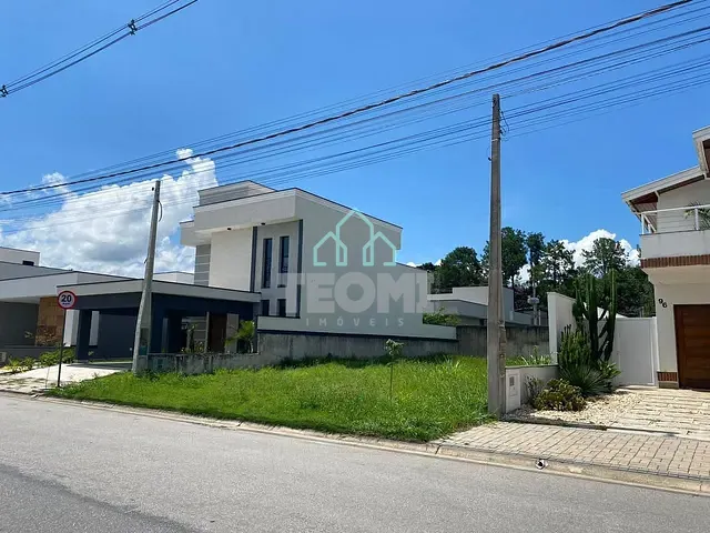 Terreno com 251m², à venda, no bairro Bairro dos Guedes em Tremembé