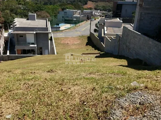 Terreno com 459m², à venda, no bairro Caputera em Arujá