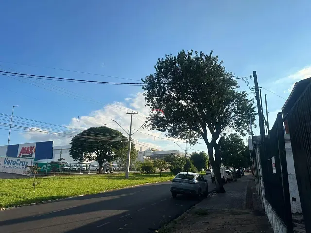 Terreno com 296m², à venda, no bairro Leonor em Londrina