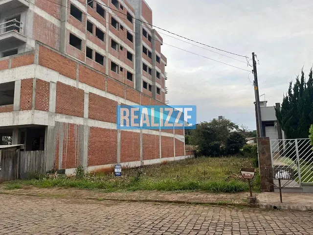 Terreno com 723m², à venda, no bairro Centro em Marau