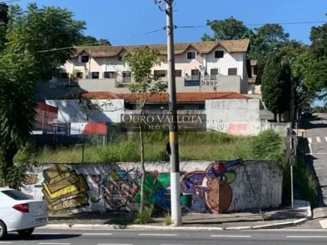 Terreno com 900m², à venda, no bairro Morumbi em São Paulo