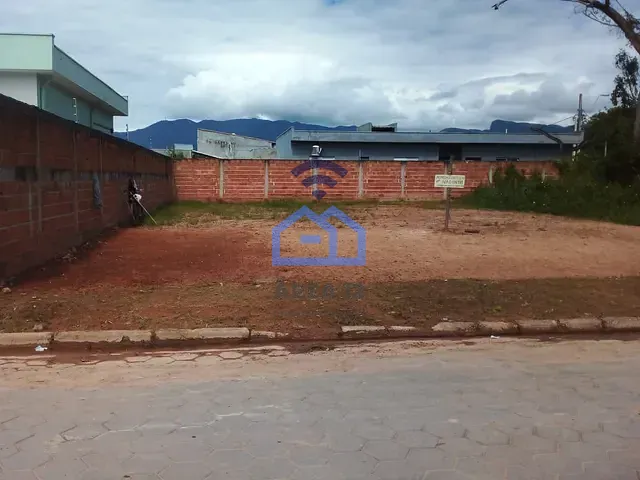 Terreno com 360m², à venda, no bairro Loteamento Estância Mirante de Caraguatatuba em Caraguatatuba