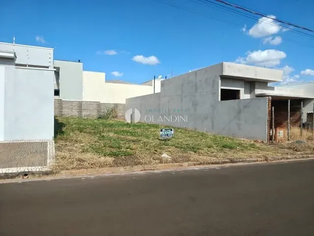 Terreno com 311m², à venda, no bairro Rota das Flores em Artur Nogueira
