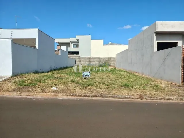 Terreno com 311m², à venda, no bairro Rota das Flores em Artur Nogueira