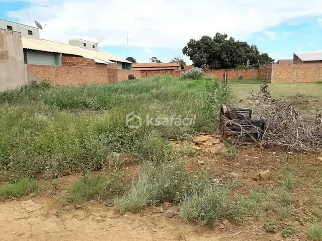 Terreno com 372m², à venda, no bairro Jardim Santa Emília em Campo Grande