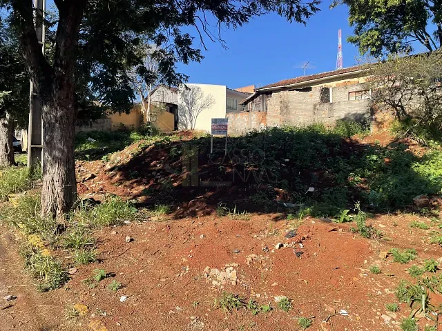 Terreno com 341m², à venda, no bairro Vila Regina em Apucarana